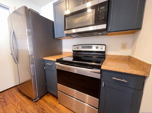 3741 Candlebluff, San Antonio, TX 78244