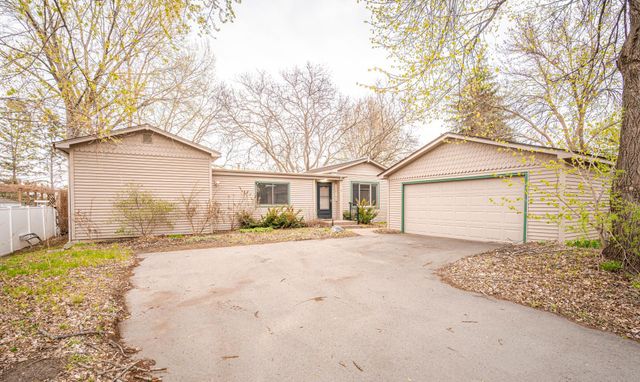 110145 Olin Court, Chaska, MN 55318
