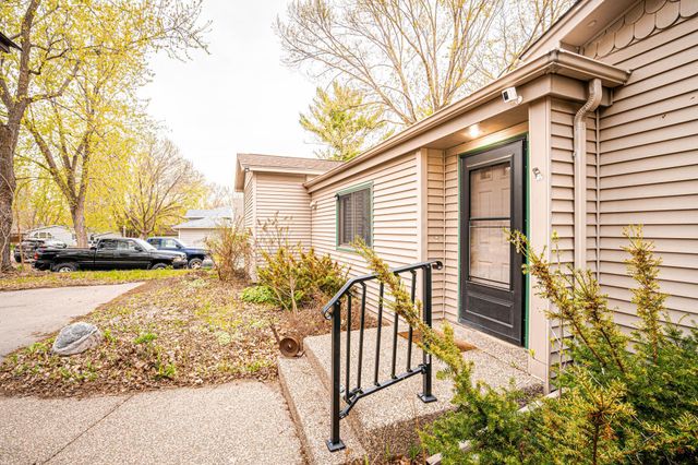 110145 Olin Court, Chaska, MN 55318