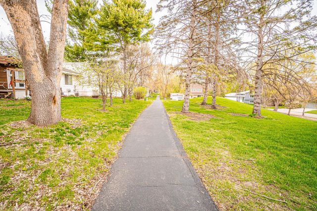 110145 Olin Court, Chaska, MN 55318