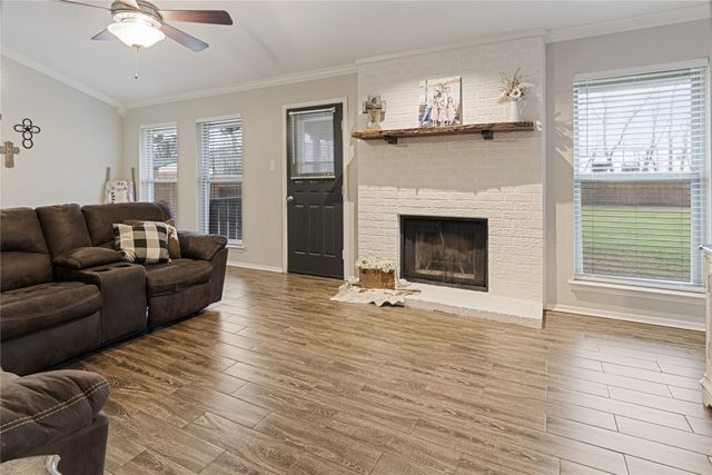 419 W Center Street, Whitewright, TX 75491
