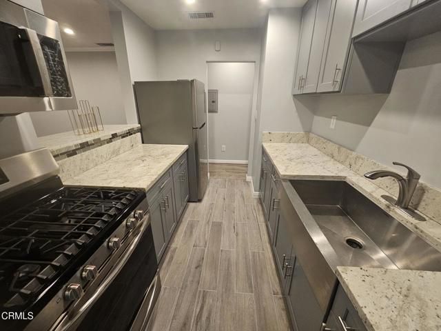 530 N El Molino Avenue, Pasadena, CA 91101