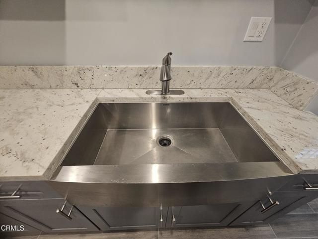 530 N El Molino Avenue, Pasadena, CA 91101