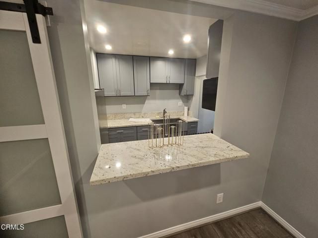 530 N El Molino Avenue, Pasadena, CA 91101