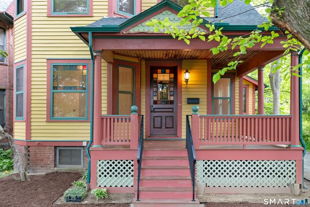 102 Huntington Street, Hartford, CT 06105