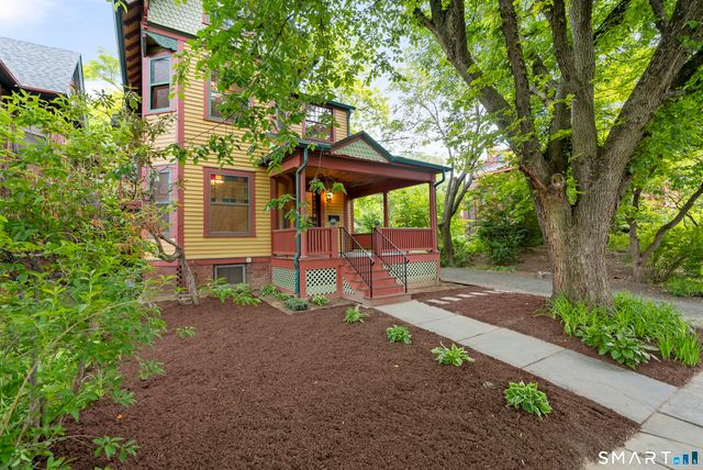 102 Huntington Street, Hartford, CT 06105