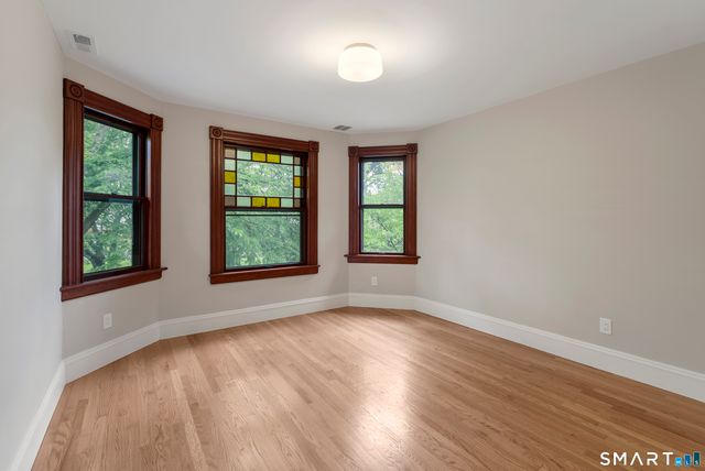 102 Huntington Street, Hartford, CT 06105