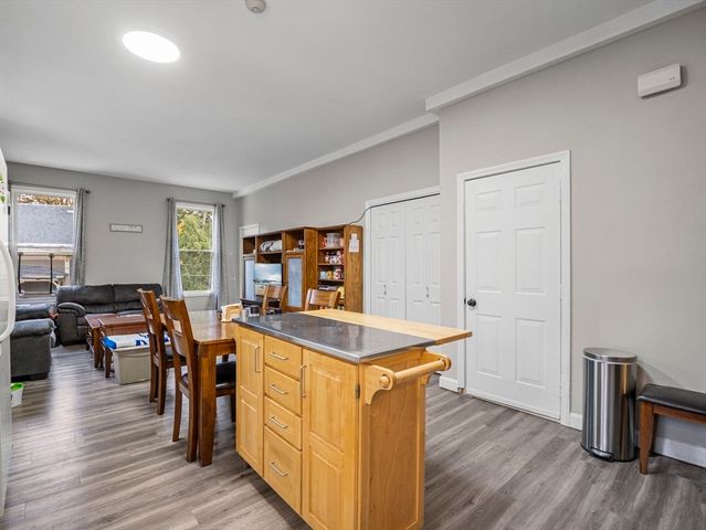 35 Cedar St 6, Gardner, MA 01440
