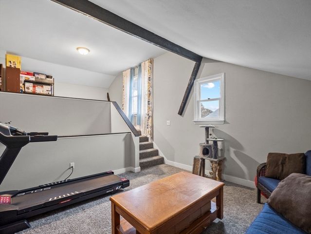 35 Cedar St 6, Gardner, MA 01440