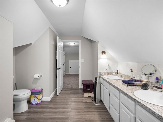 35 Cedar St 6, Gardner, MA 01440