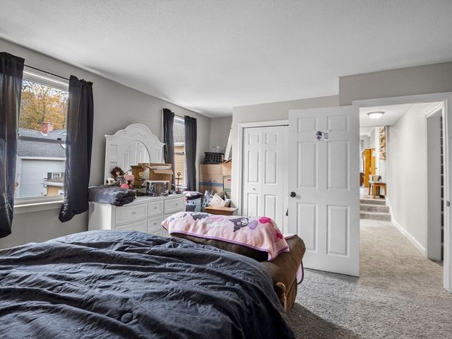 35 Cedar St 6, Gardner, MA 01440