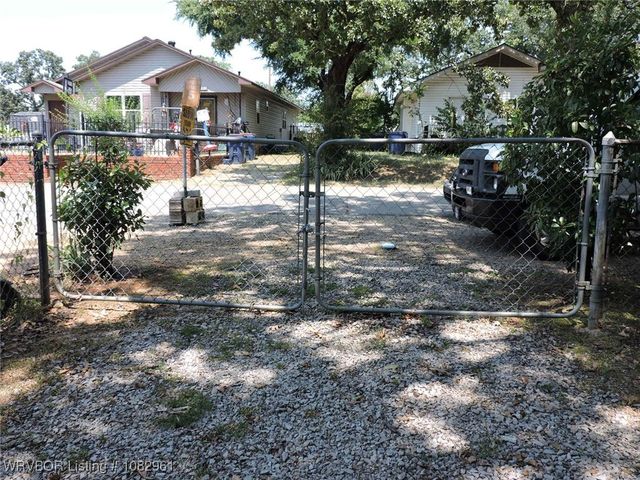 1614 S Y Street, Fort Smith, AR 72901