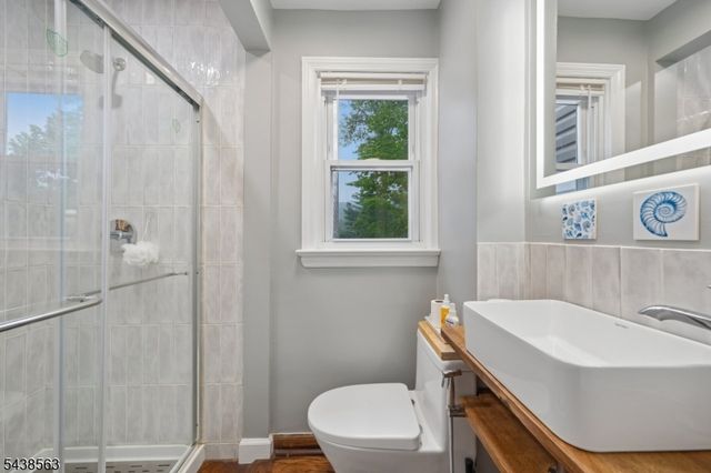 373 Saint Cloud Ave, West Orange Twp., NJ 07052