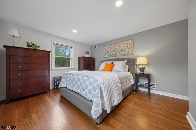373 Saint Cloud Ave, West Orange Twp., NJ 07052