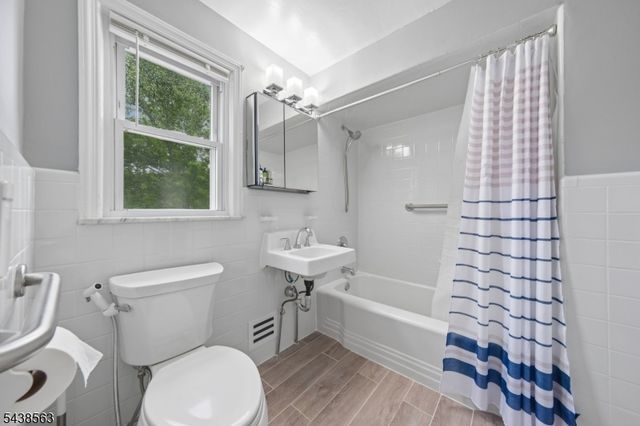 373 Saint Cloud Ave, West Orange Twp., NJ 07052