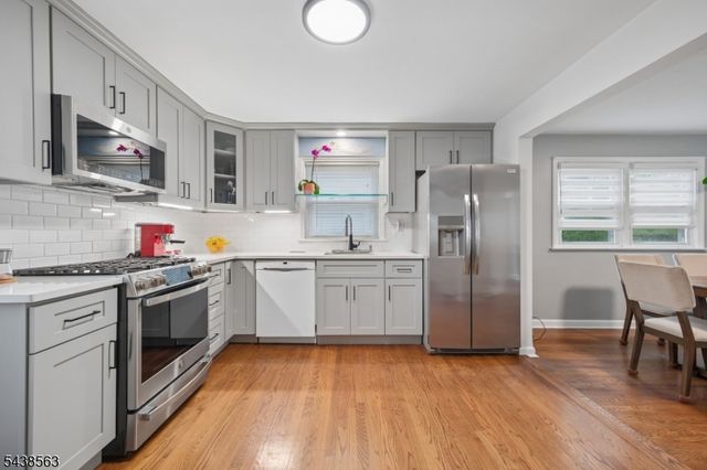 373 Saint Cloud Ave, West Orange Twp., NJ 07052