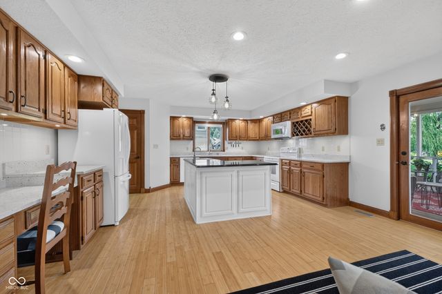 4121 Moss Ridge Lane, Indianapolis, IN 46237