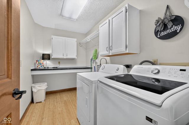 4121 Moss Ridge Lane, Indianapolis, IN 46237