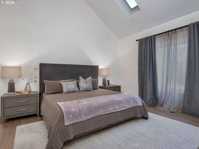 8595 Sw 165TH Ave, Beaverton, OR 97007