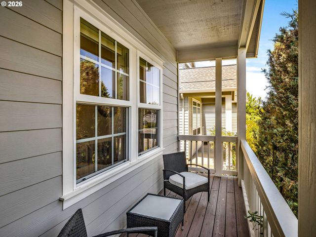 8595 Sw 165TH Ave, Beaverton, OR 97007
