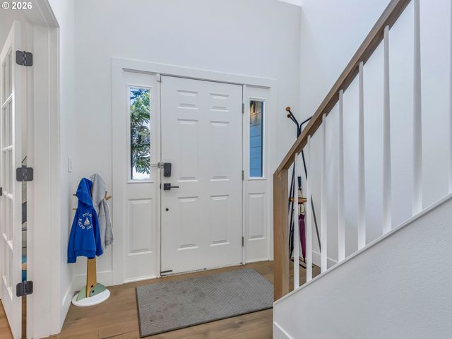 8595 Sw 165TH Ave, Beaverton, OR 97007