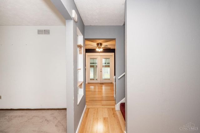 6704 Berwick Drive, Franklin Twp, OH 45005