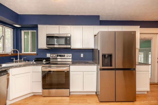 6704 Berwick Drive, Franklin Twp, OH 45005