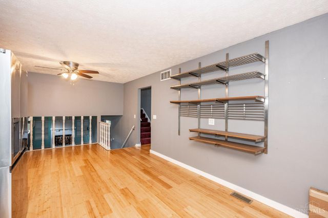 6704 Berwick Drive, Franklin Twp, OH 45005