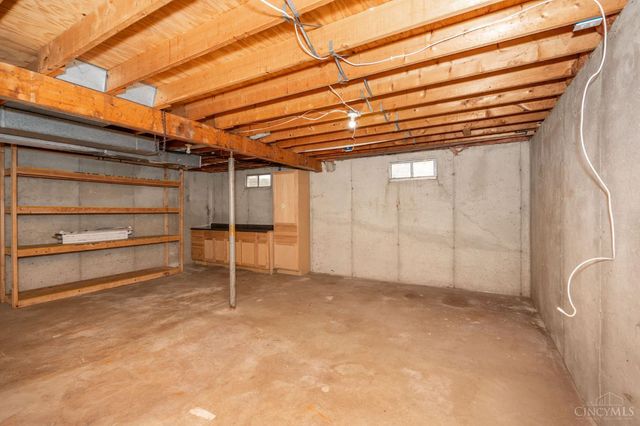 6704 Berwick Drive, Franklin Twp, OH 45005