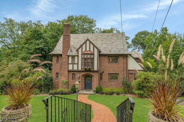 50 Afterglow Avenue, Verona Twp., NJ 07044
