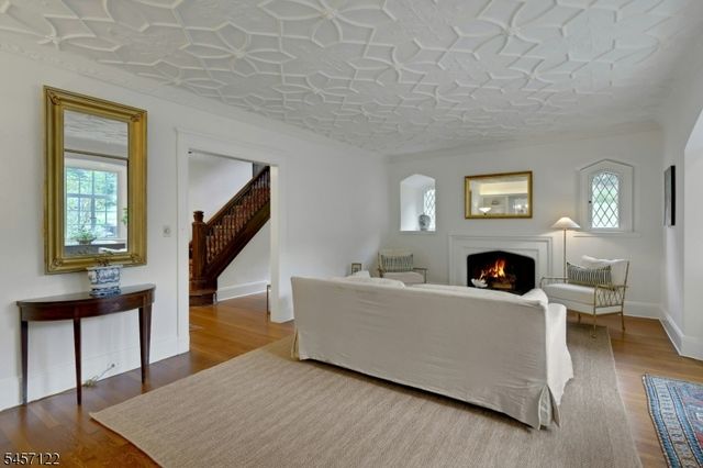 50 Afterglow Avenue, Verona Twp., NJ 07044