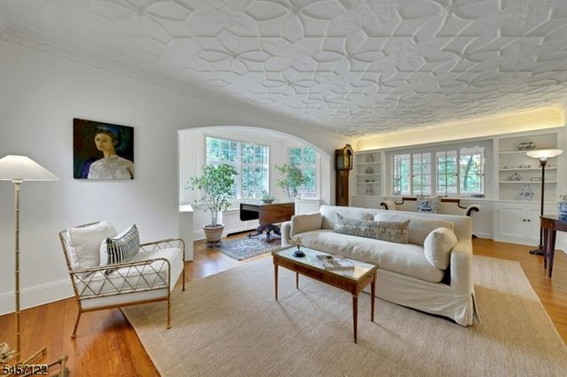 50 Afterglow Avenue, Verona Twp., NJ 07044