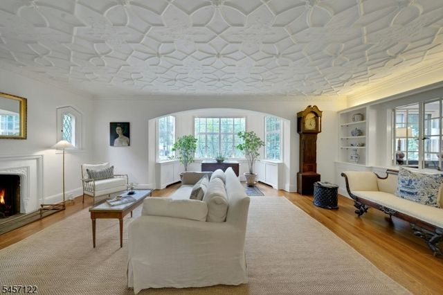 50 Afterglow Avenue, Verona Twp., NJ 07044