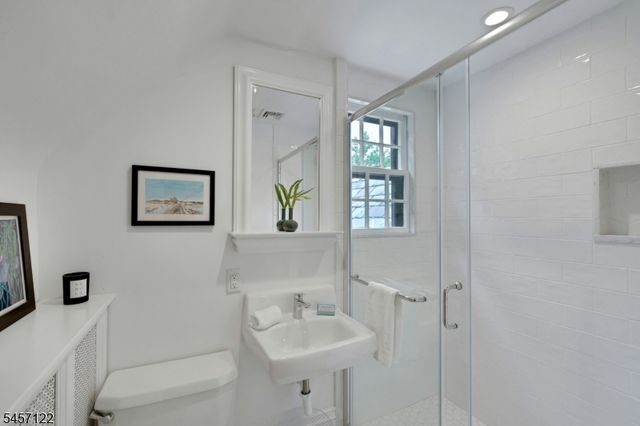 50 Afterglow Avenue, Verona Twp., NJ 07044