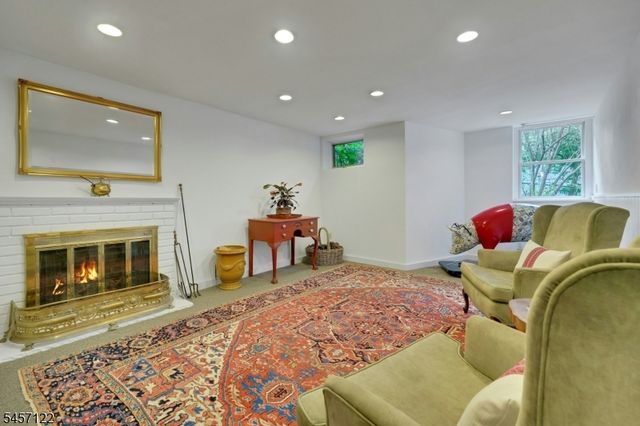 50 Afterglow Avenue, Verona Twp., NJ 07044