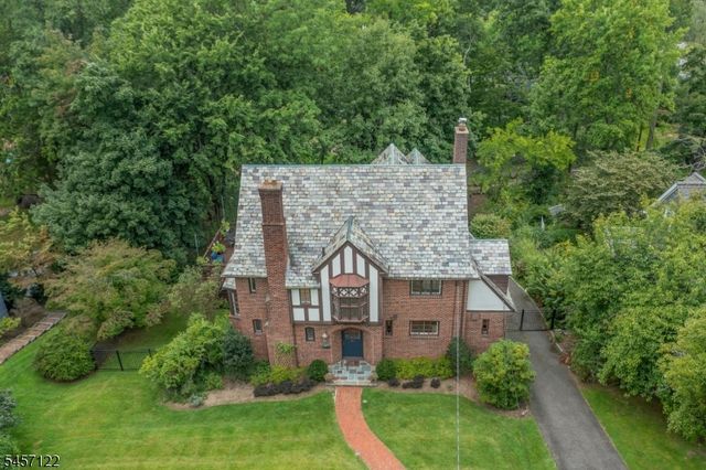 50 Afterglow Avenue, Verona Twp., NJ 07044