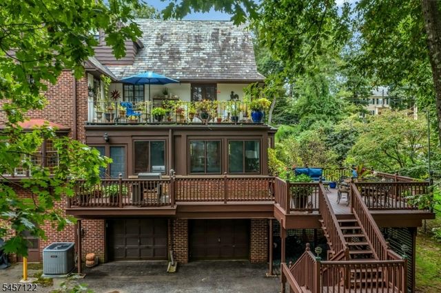 50 Afterglow Avenue, Verona Twp., NJ 07044