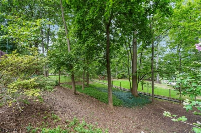 50 Afterglow Avenue, Verona Twp., NJ 07044