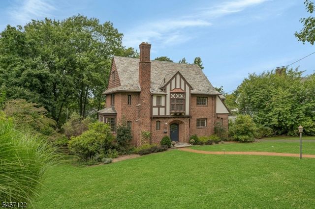 50 Afterglow Avenue, Verona Twp., NJ 07044