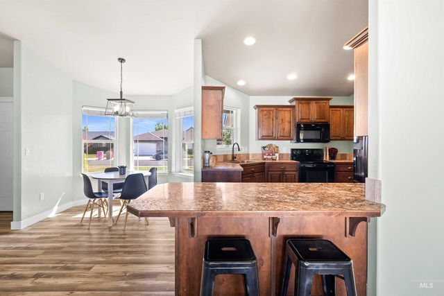2421 Forge Street, Twin Falls, ID 83301