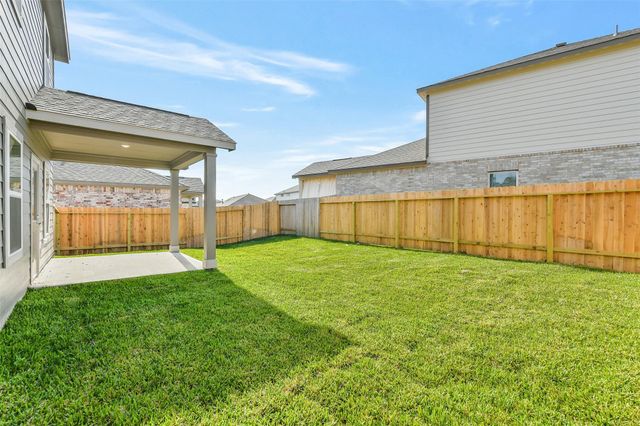 20 Courageous Side Way, Magnolia, TX 77354