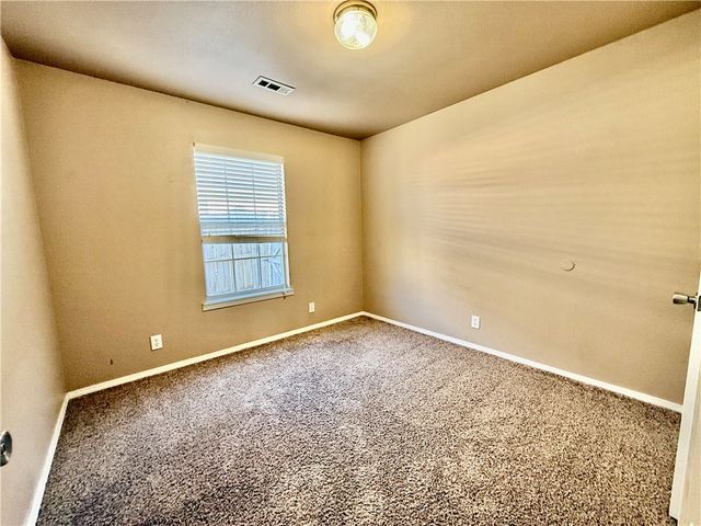 29 Cheryl Circle, Bentonville, AR 72712