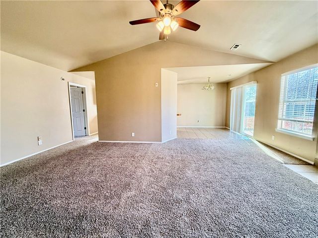 29 Cheryl Circle, Bentonville, AR 72712