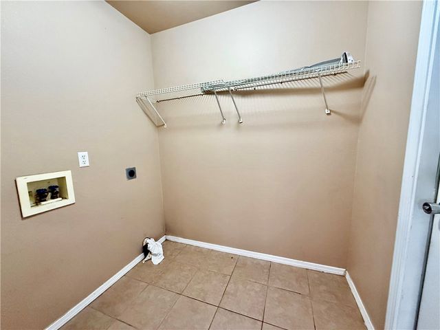 29 Cheryl Circle, Bentonville, AR 72712