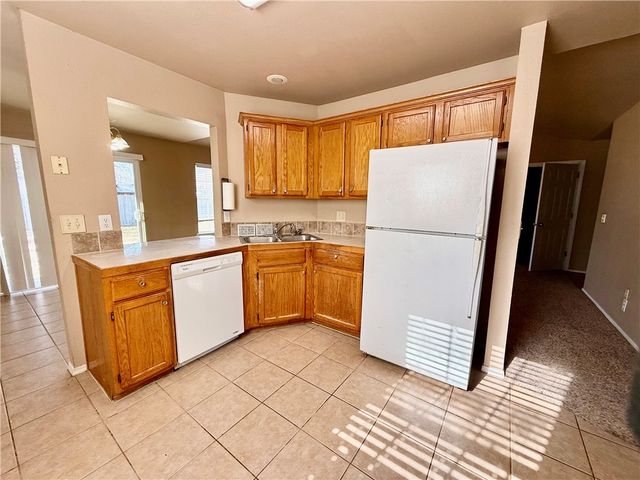 29 Cheryl Circle, Bentonville, AR 72712