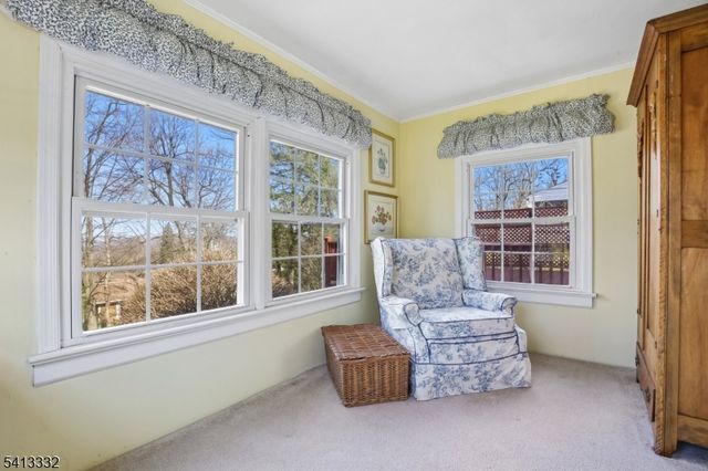 33 Coolidge Ave, West Caldwell Twp., NJ 07006