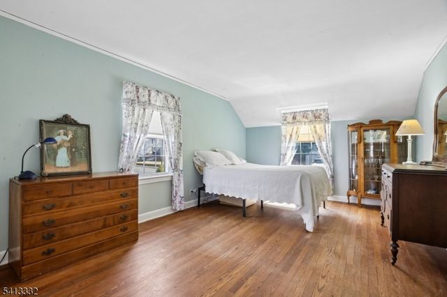 33 Coolidge Ave, West Caldwell Twp., NJ 07006