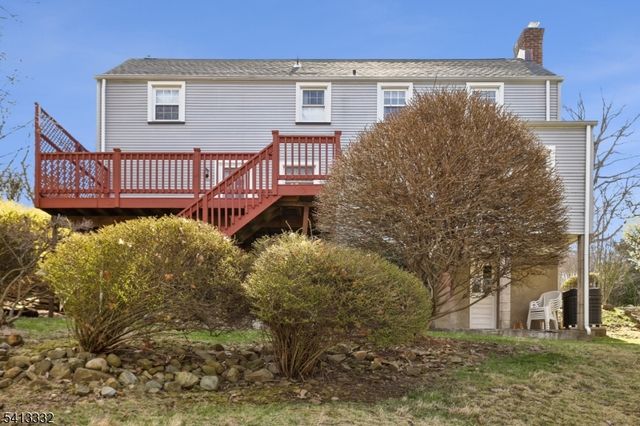 33 Coolidge Ave, West Caldwell Twp., NJ 07006