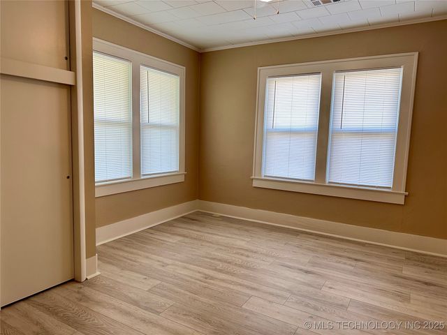 129 W Tahlequah, Sulphur, OK 73086