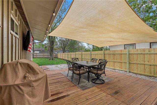 11905 W 91st Terrace, Lenexa, KS 66215